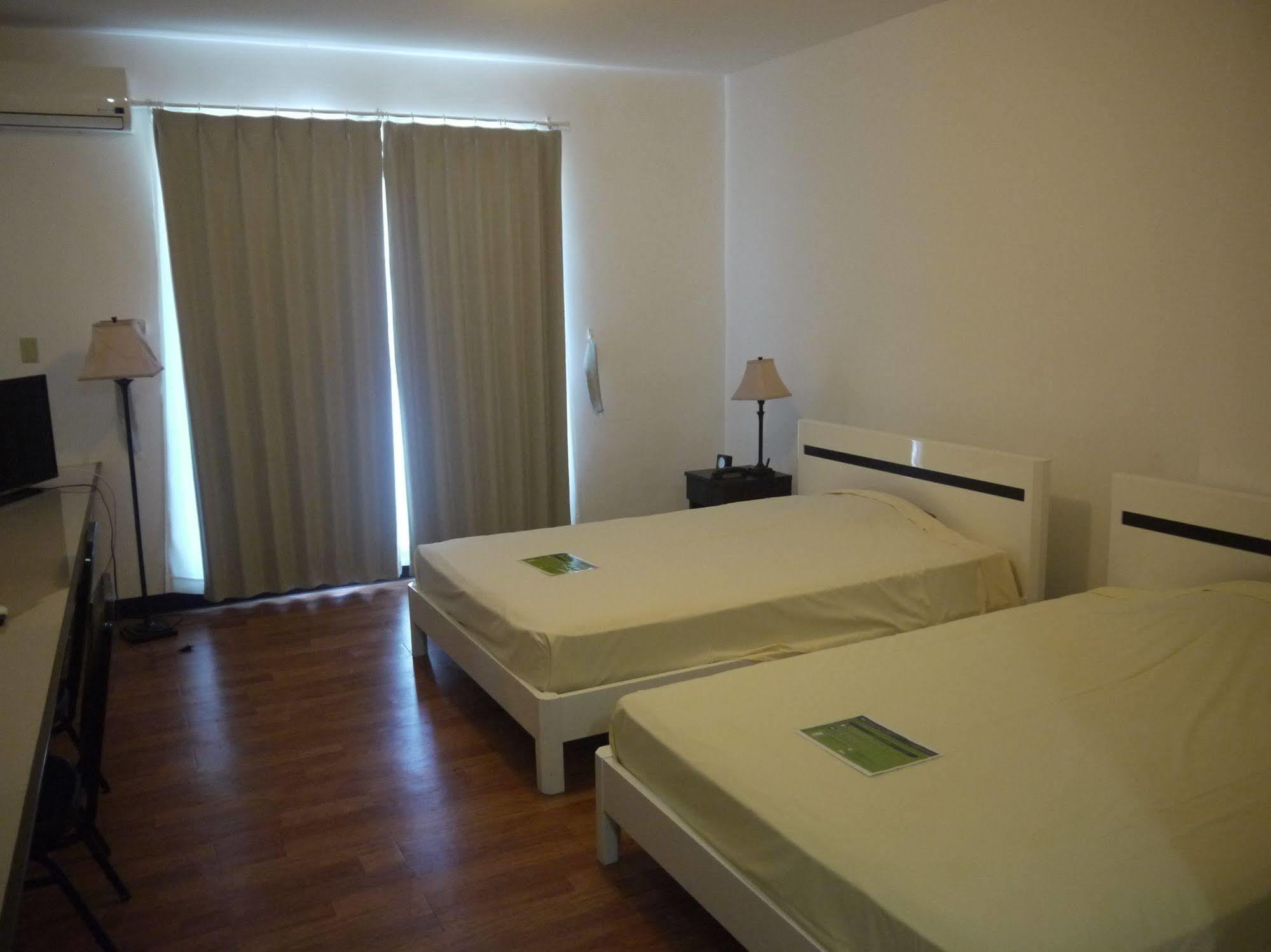 Himawari Hotel Garapan Exterior foto
